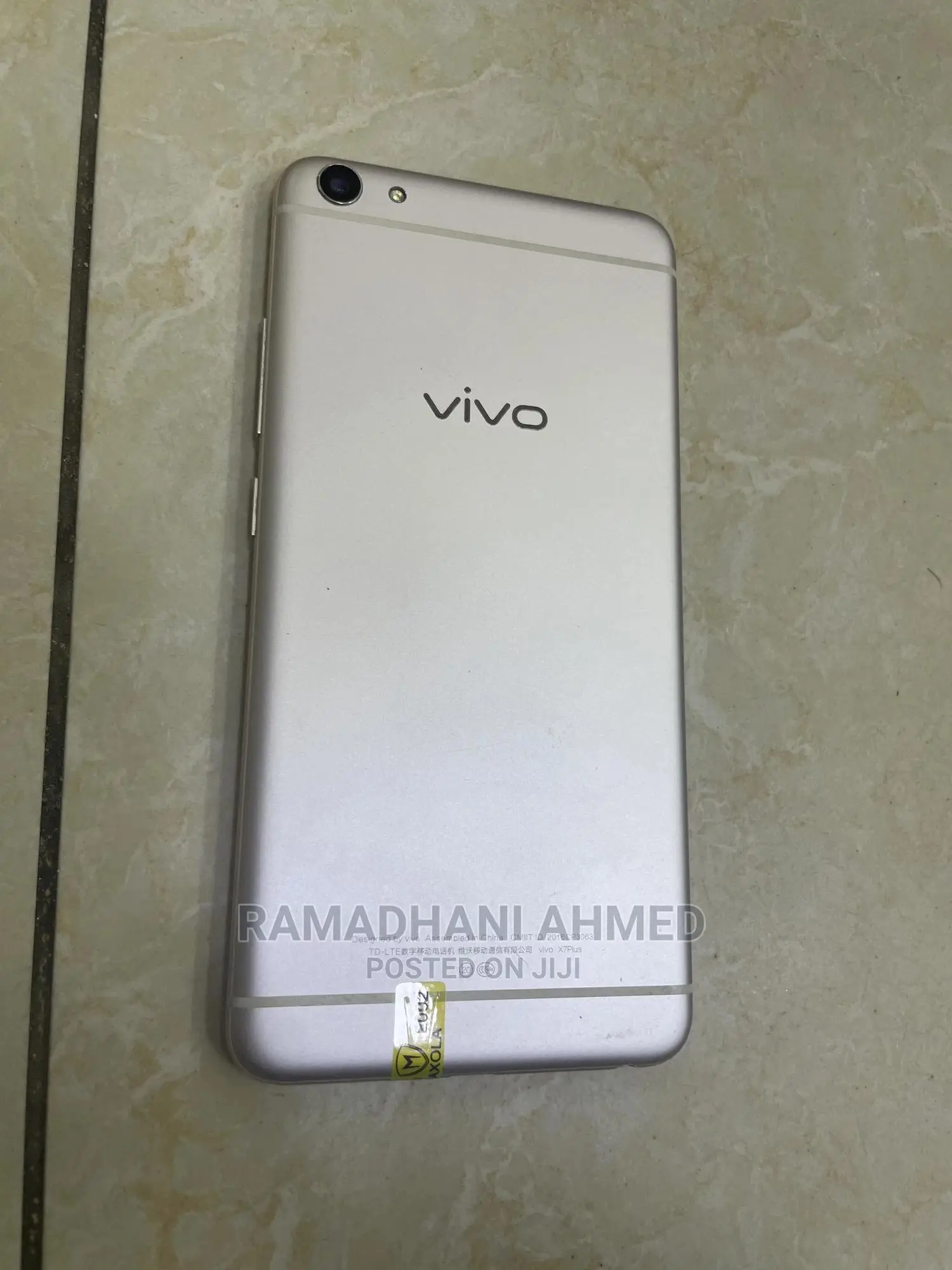 Vivo X7 Plus 64 GB Gold