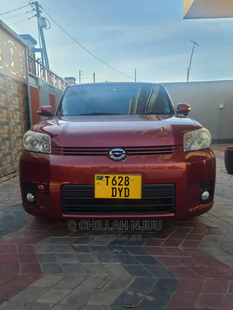 Toyota Corolla Rumion 2008 Red
