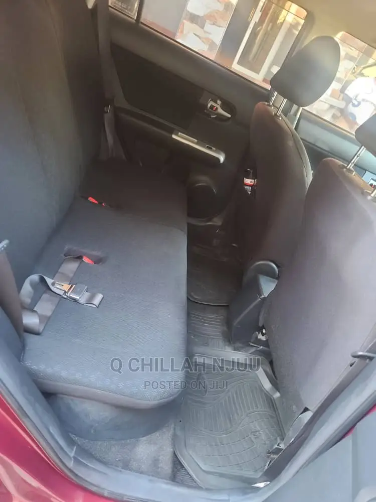 Toyota Corolla Rumion 2008 Red
