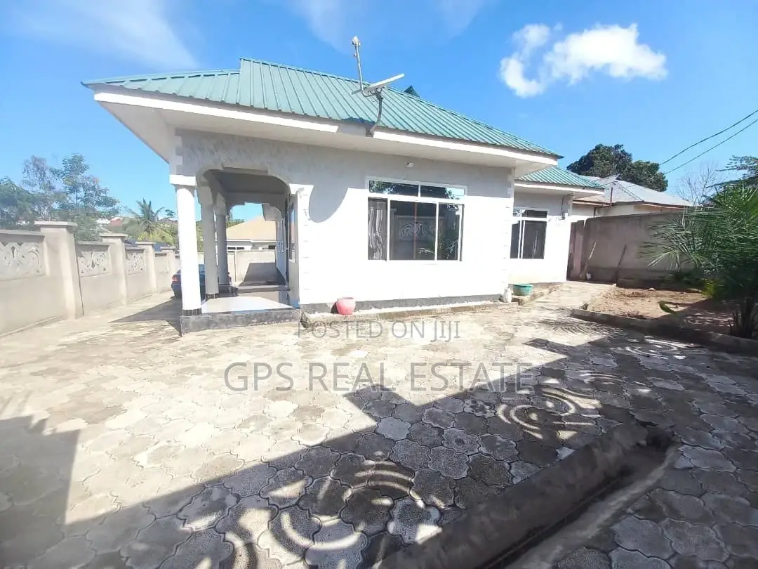3bdrm House in Mbezi Msumi, Kinondoni for Sale