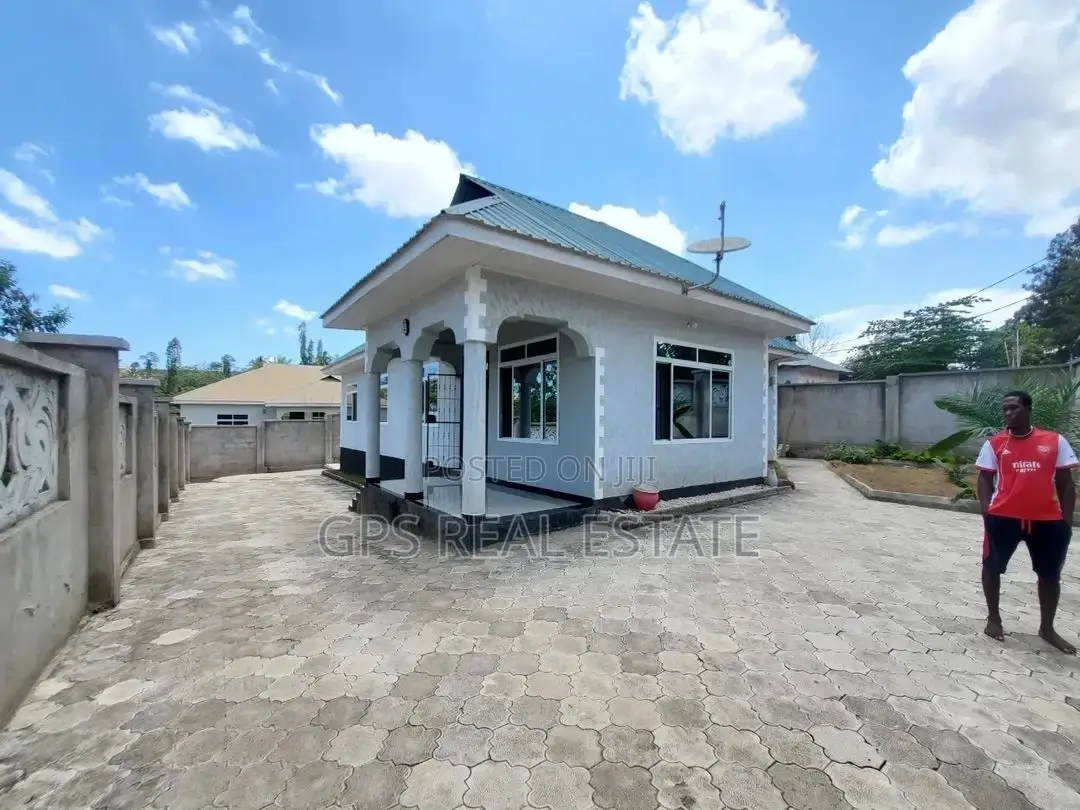 3bdrm House in Mbezi Msumi, Kinondoni for Sale