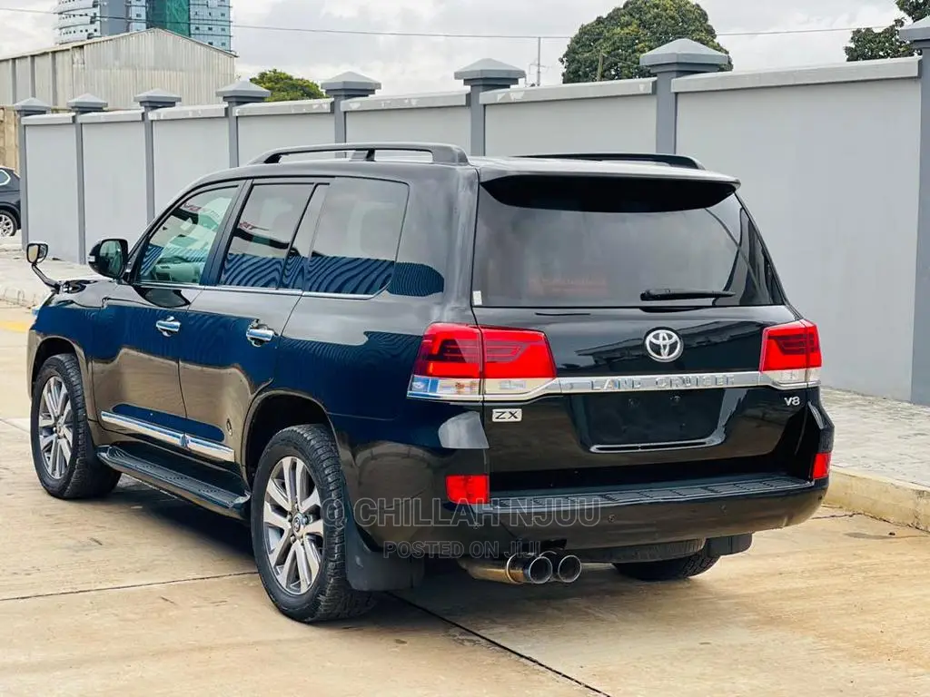 Toyota Land Cruiser 2016 Black