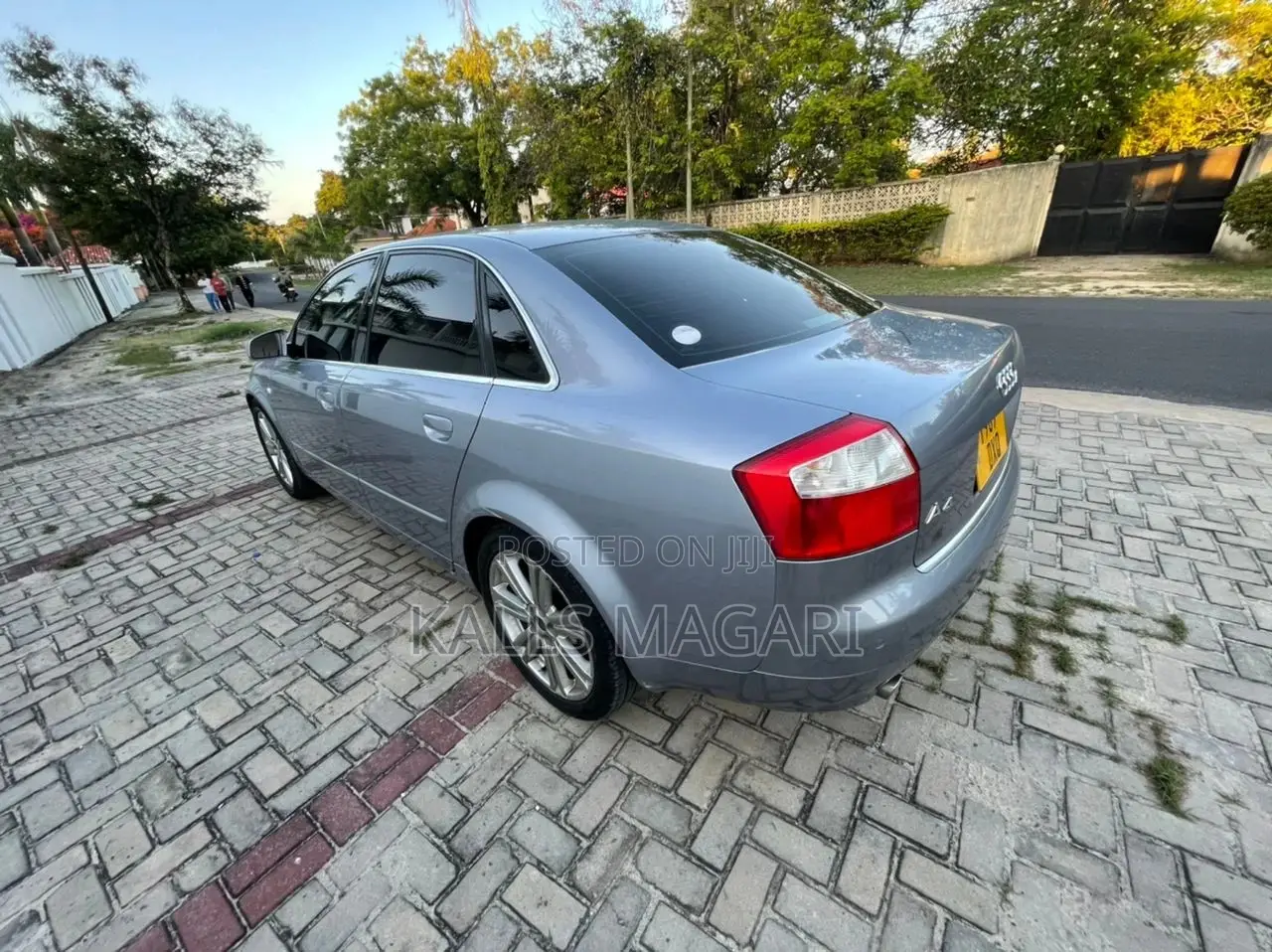 Audi A4 2004 Gray