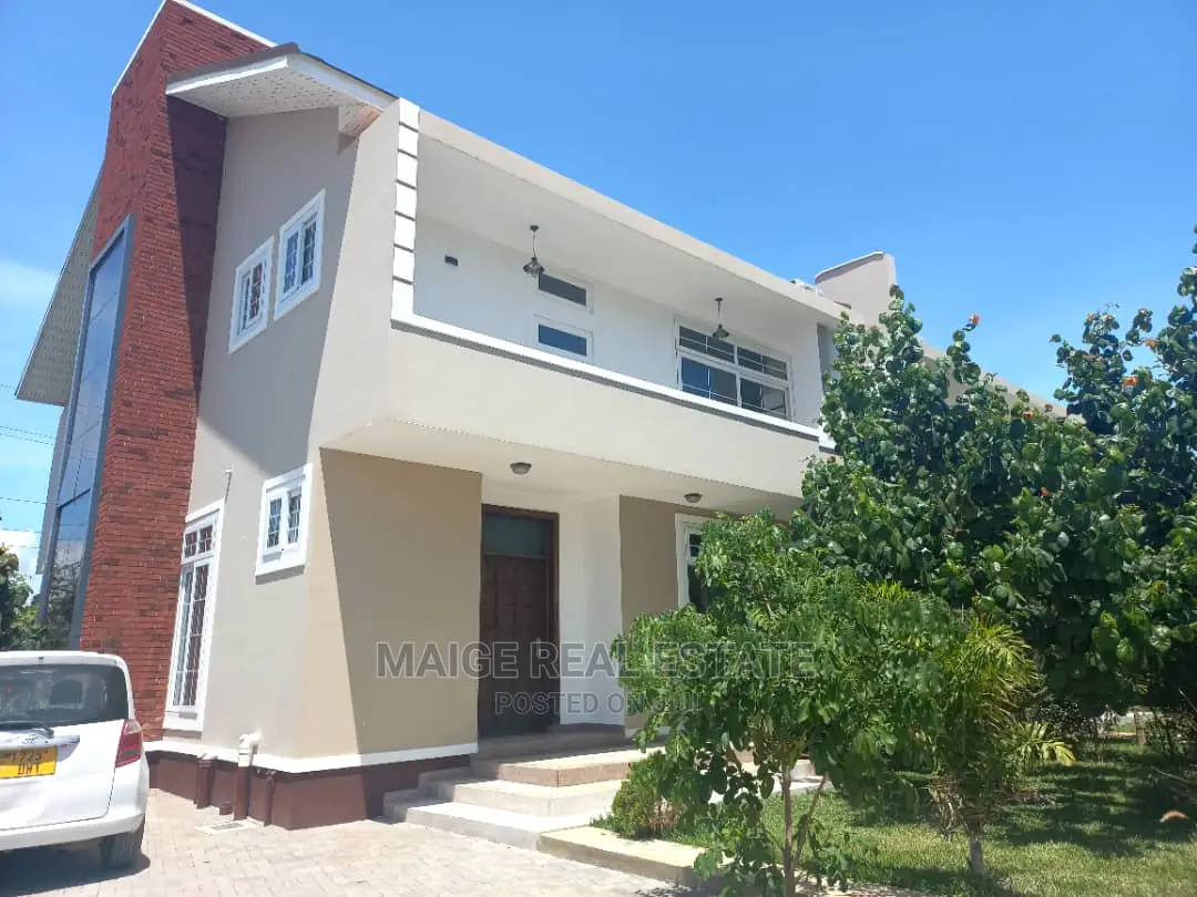 Furnished 3bdrm Villa in Bunju for Rent