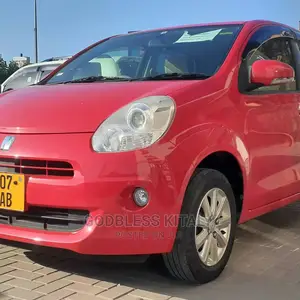Toyota Passo 2012 Red