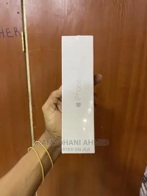 New Apple iPhone 6 Plus 64 GB Gold