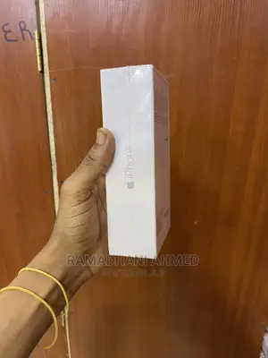 New Apple iPhone 6 Plus 64 GB Gold