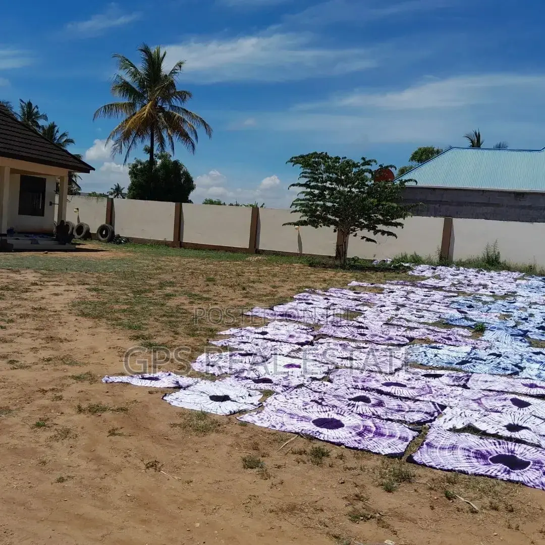 4bdrm House in Kisota, Kigamboni for Sale
