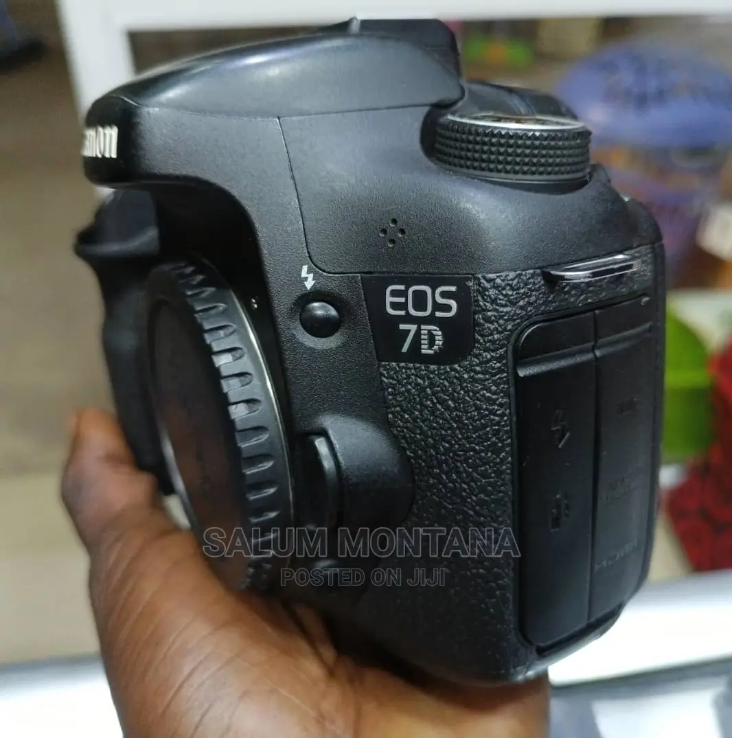 Canon 7D With ,18_55mm