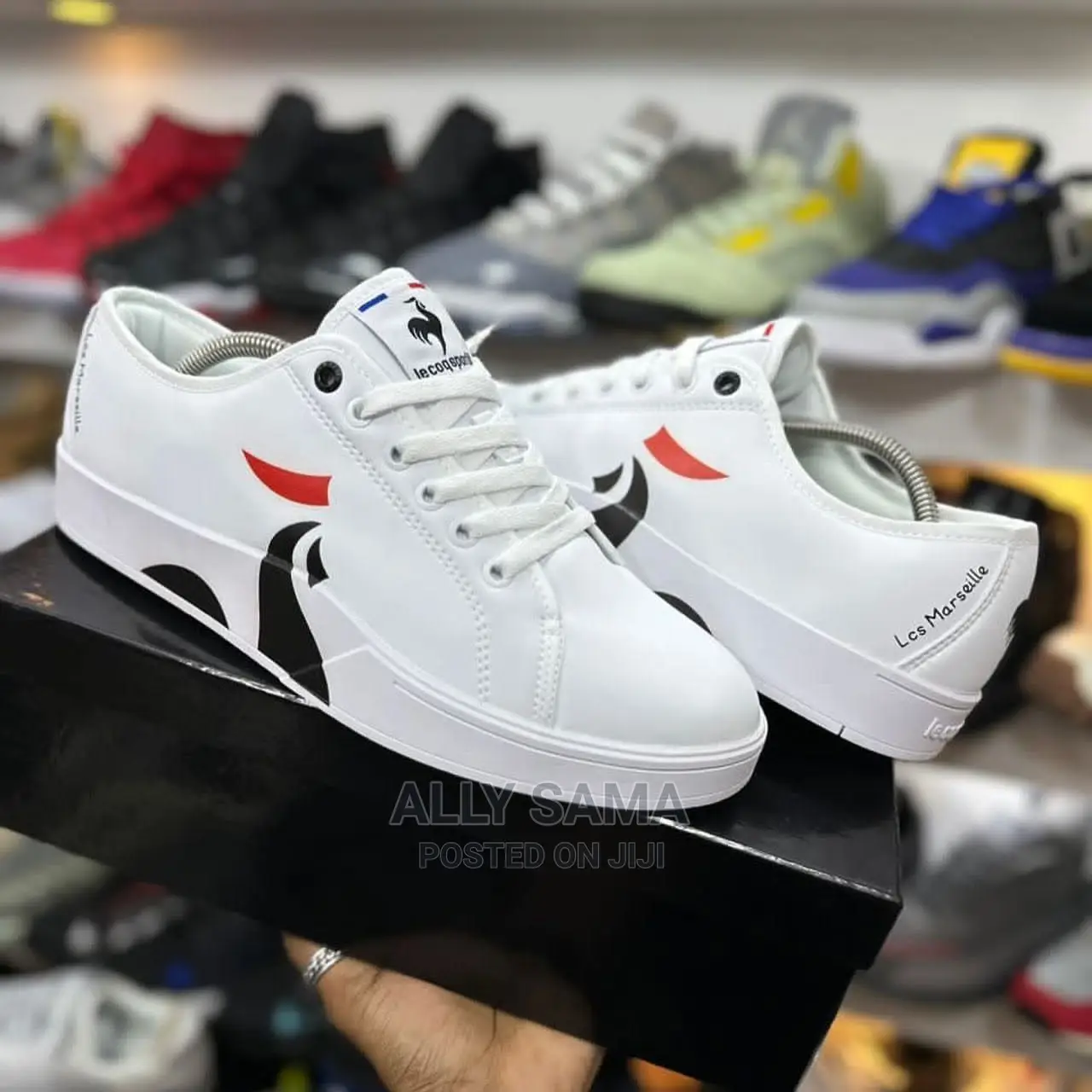 Kijogoo White Original