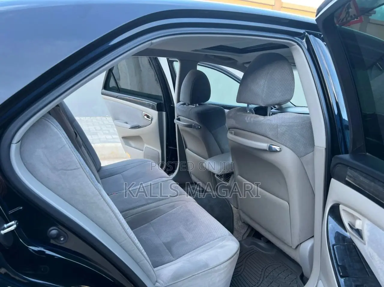 Toyota Crown Royale 2005 Black
