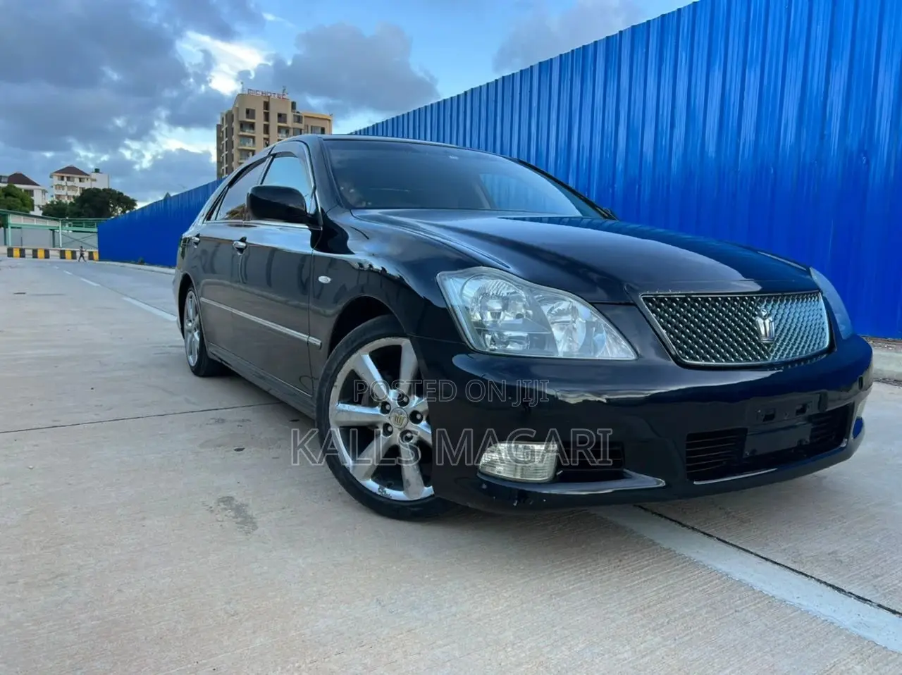 Toyota Crown Royale 2005 Black