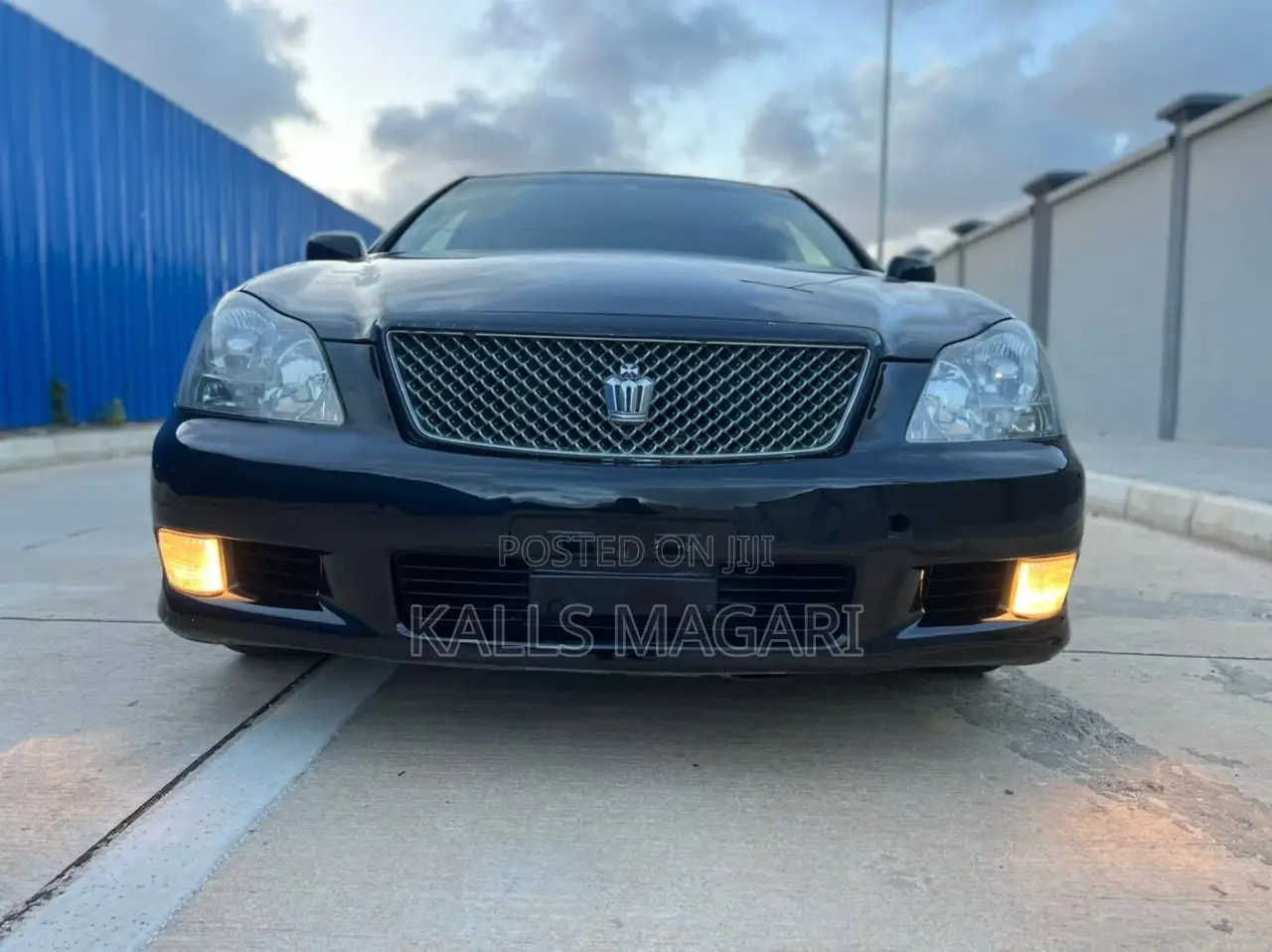 Toyota Crown Royale 2005 Black