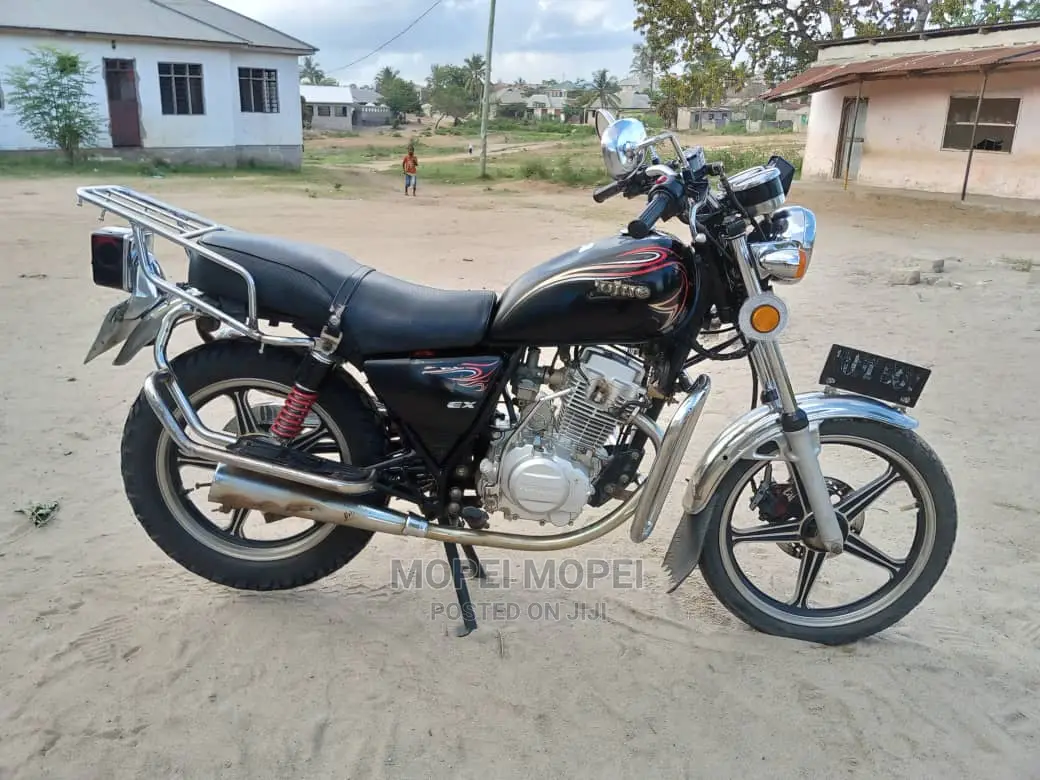 Haojue DK125 HJ125-30 2021 Black