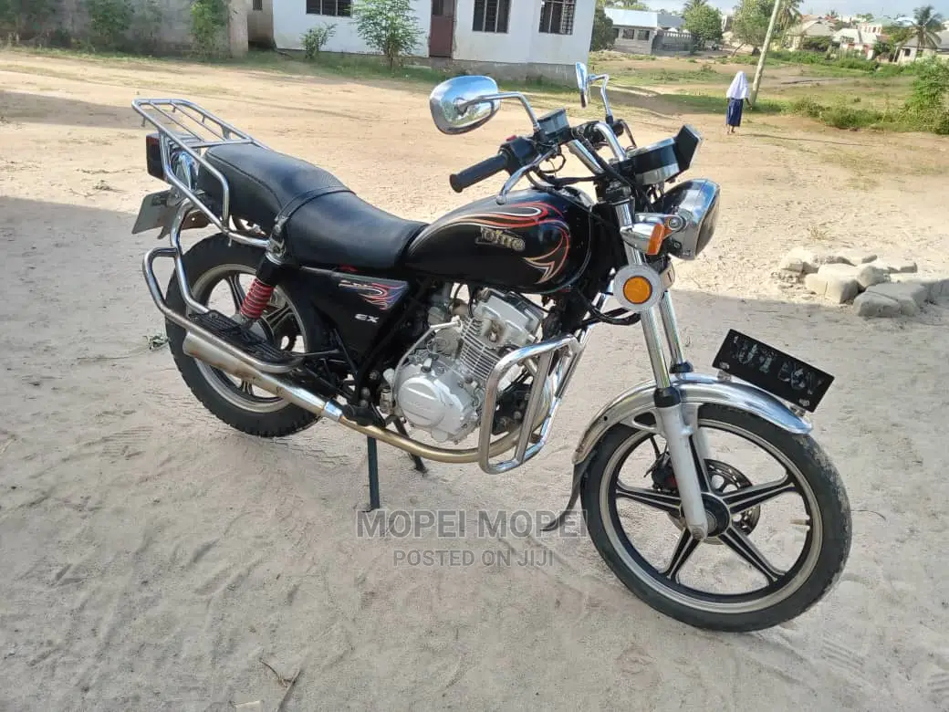 Haojue DK125 HJ125-30 2021 Black