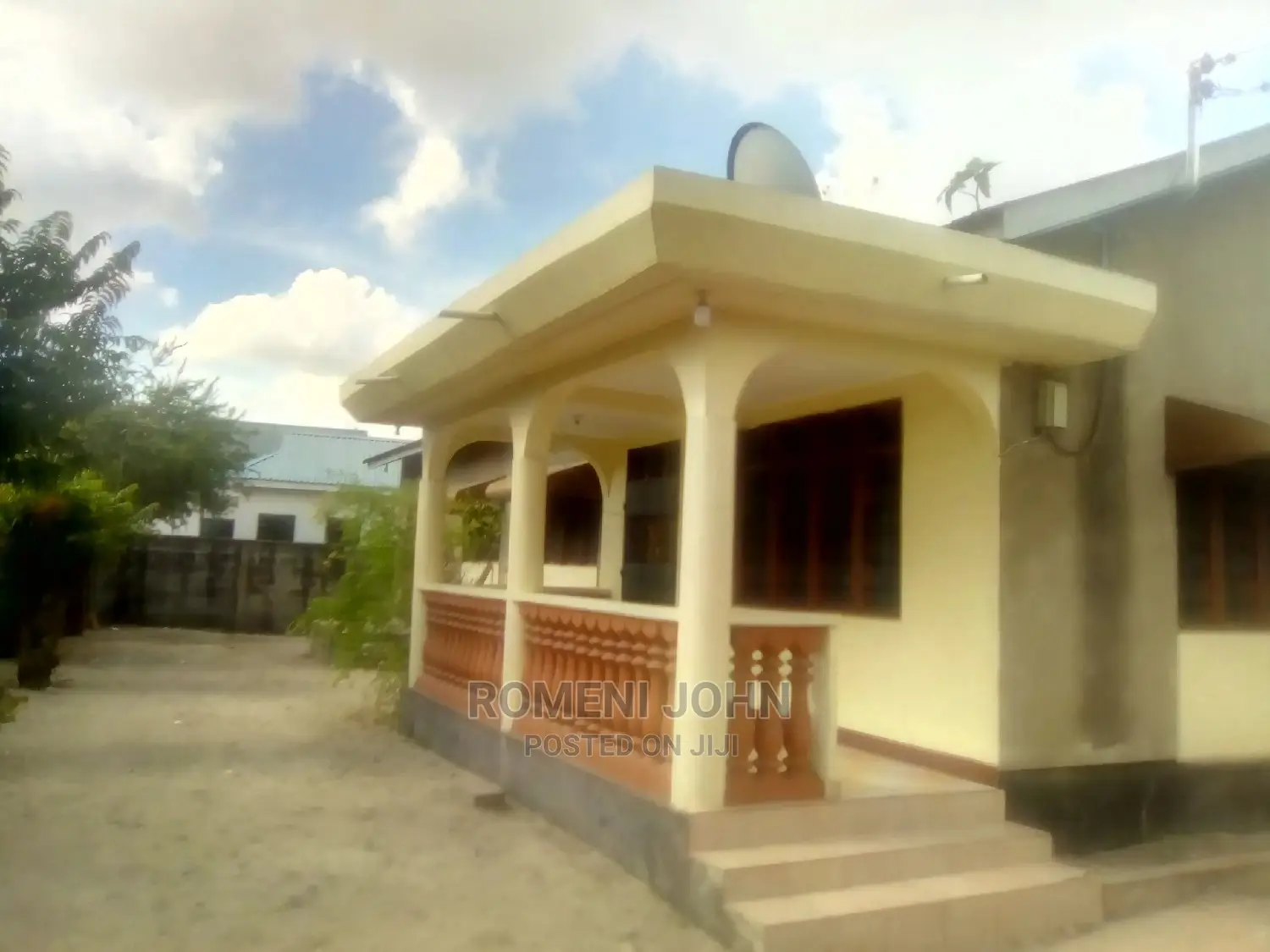 Furnished 6bdrm Townhouse/Terrace in Tanzania 1 for Sale