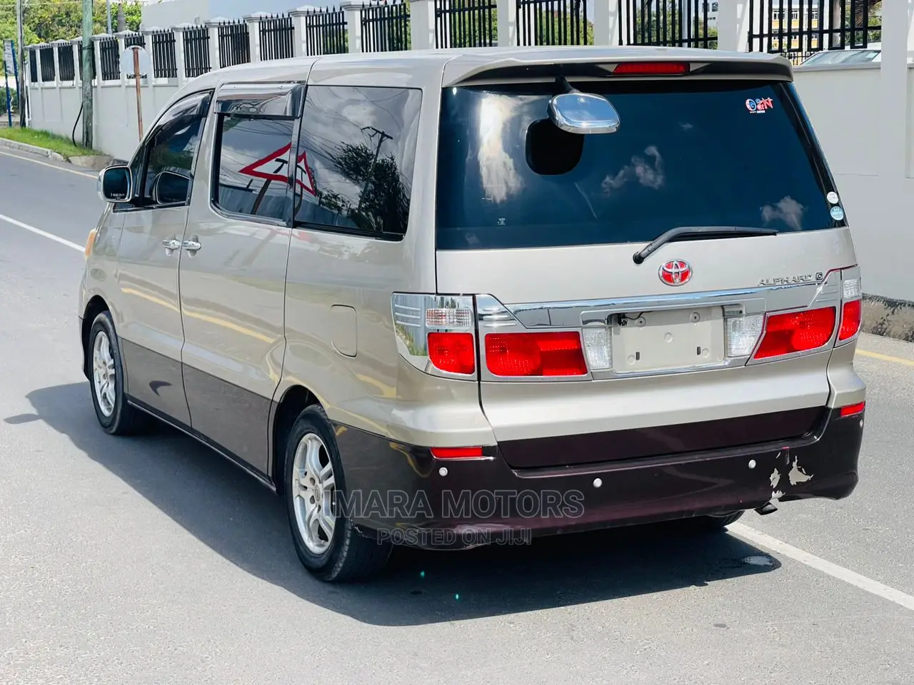Toyota Alphard 2004 Silver