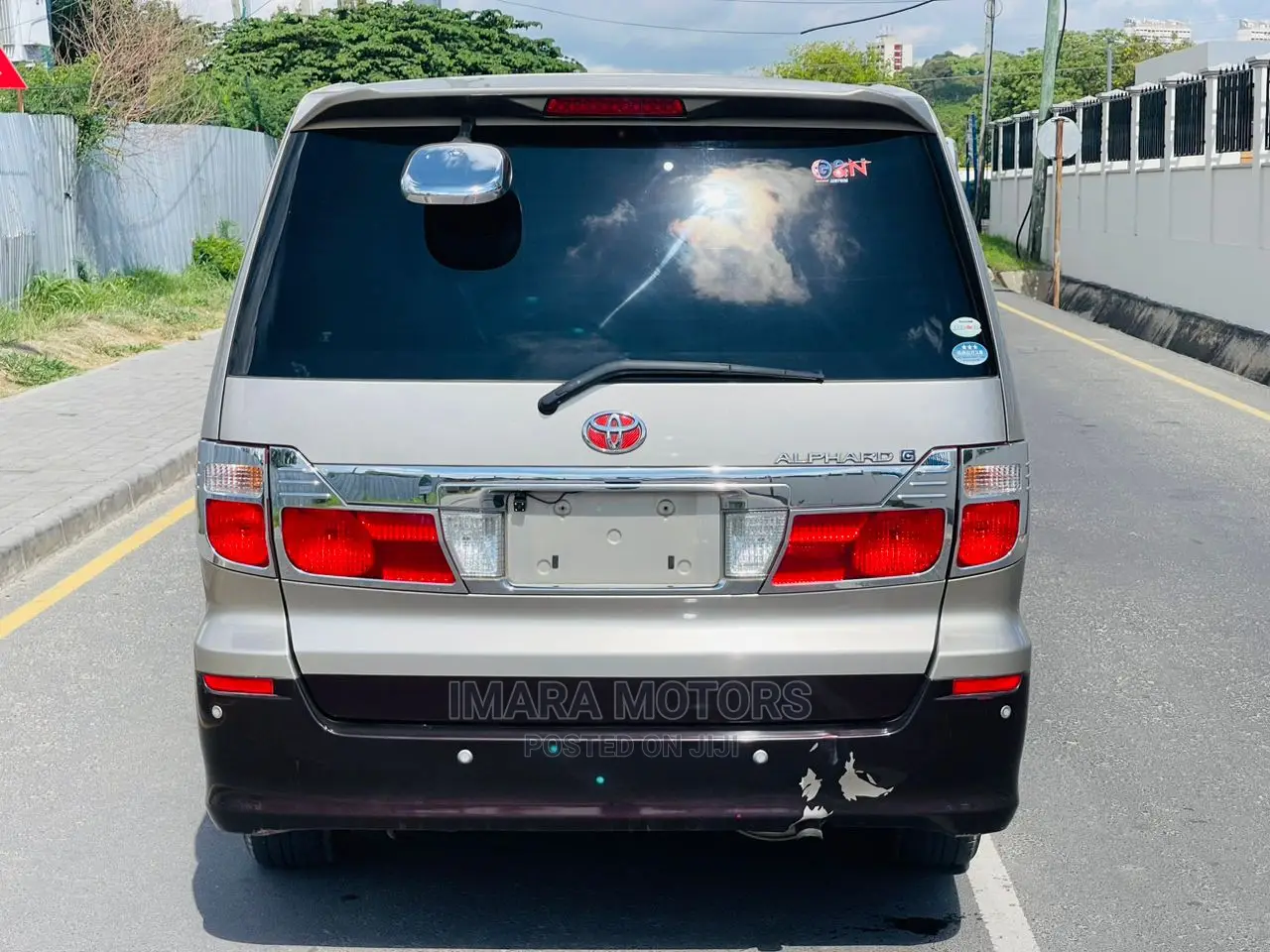 Toyota Alphard 2004 Silver