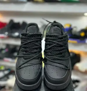 Nike Air Force 1