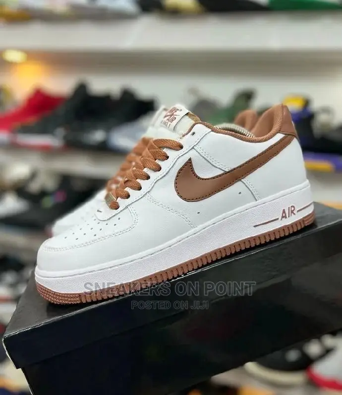 Nike Air Force 1