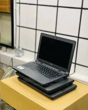 Photo - New Laptop Dell Inspiron 15 4GB Intel HDD 500GB