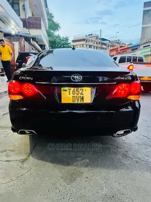 Toyota Crown 2005 Black