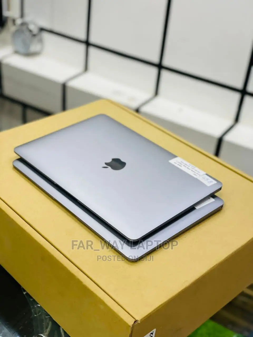 Laptop Apple MacBook Pro 2016 8GB Intel Core I5 SSD 500GB