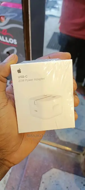 20W USB-C Power Adapter