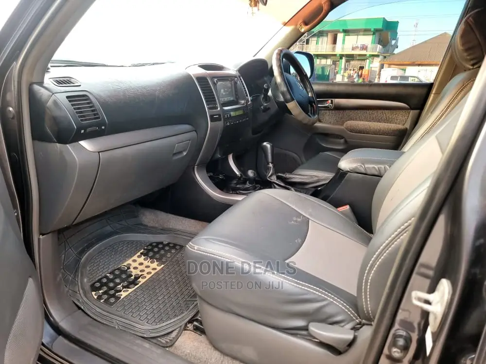 Toyota Land Cruiser Prado 2007 Gray