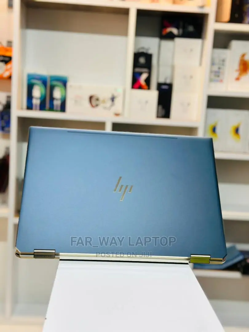 New Laptop HP Spectre 16GB Intel Core I7 SSD 1T