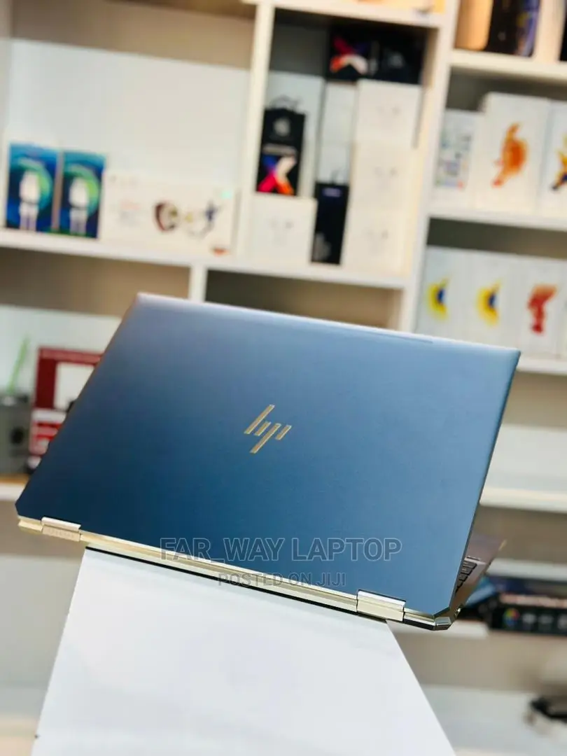 New Laptop HP Spectre 16GB Intel Core I7 SSD 1T