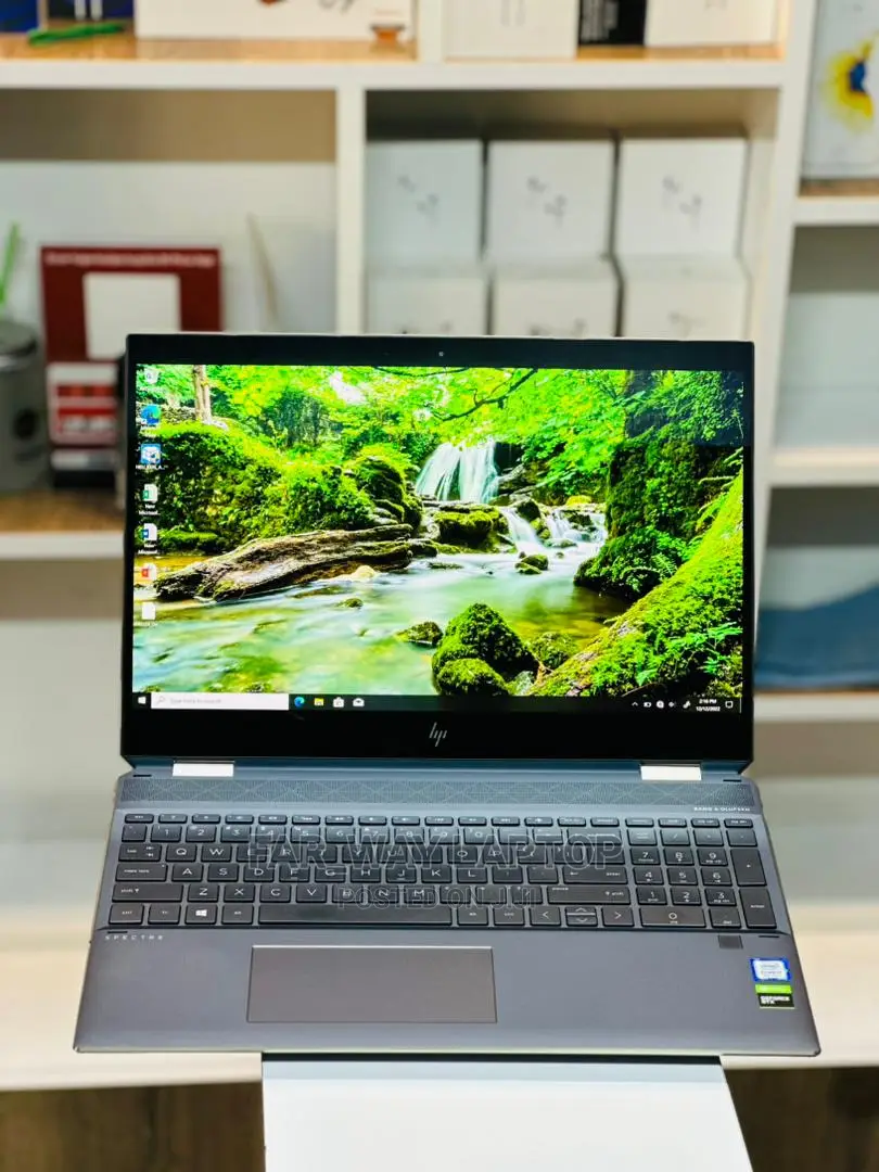 New Laptop HP Spectre 16GB Intel Core I7 SSD 1T