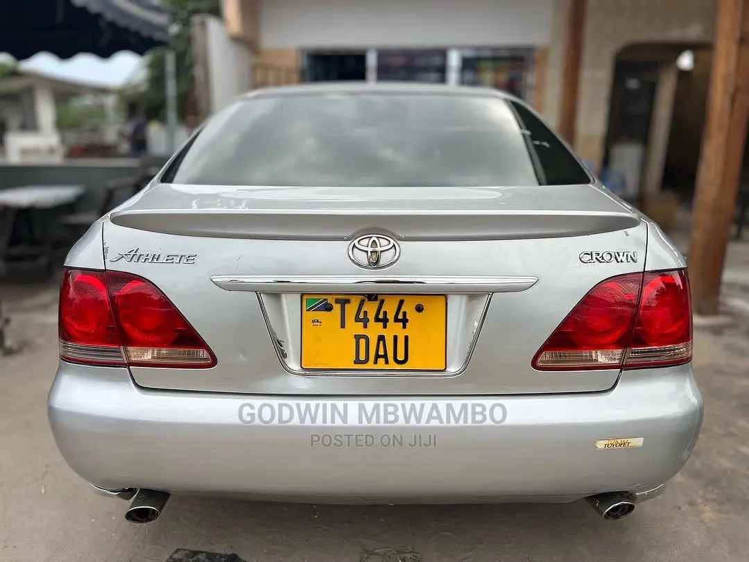 Tunauza Mashine Za Kutotoleshea Vifaranga Kwa Bei Poa