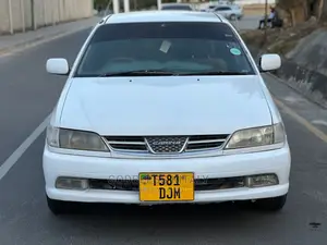 Toyota Carina 2001 White