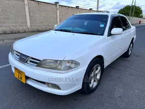 Toyota Carina 2001 White