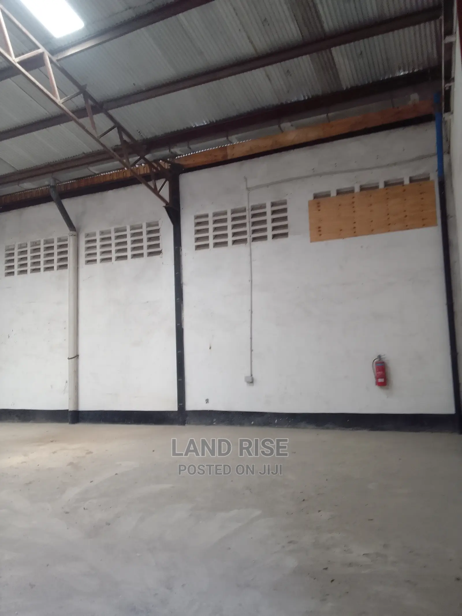 Warehouse in Chang'ombe Sokota