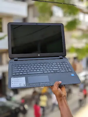 Laptop HP 14-Dq1088wm 4GB Intel Pentium HDD 500GB