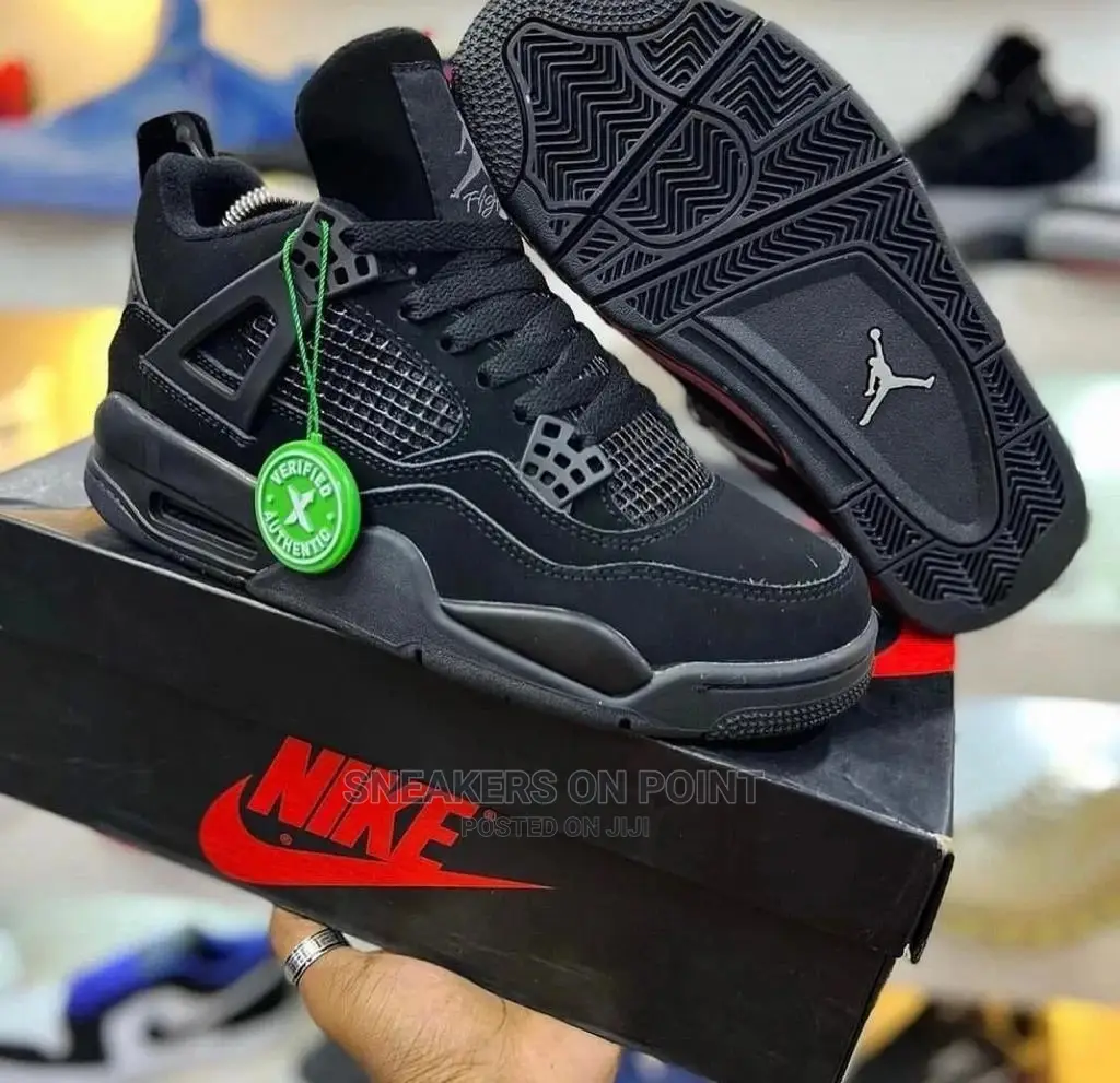 Nike Air Jordan 4