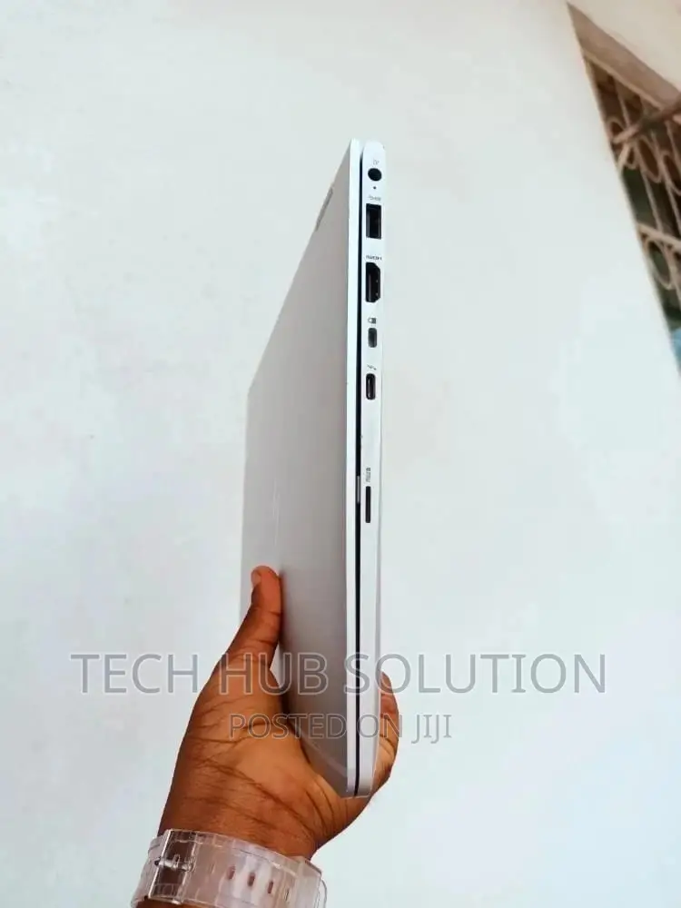 New Laptop HP EliteBook X360 1030 G7 8GB Intel Core I5 SSD 256GB