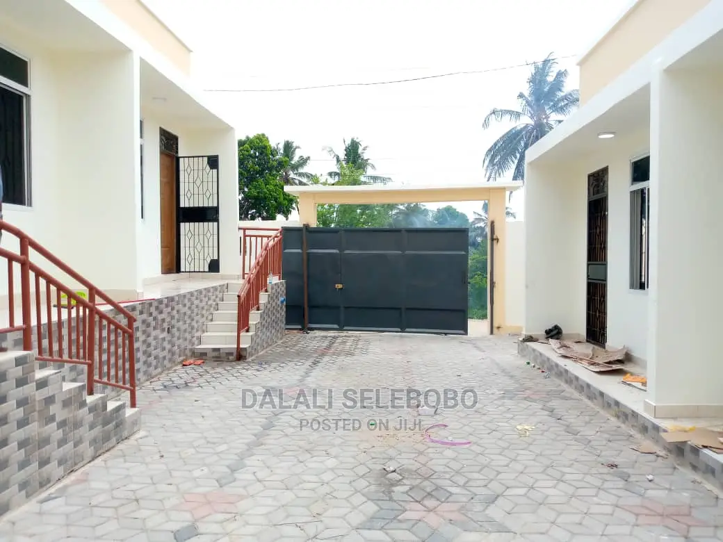 1bdrm Block of Flats in Kimara Stop Over, Kinondoni for Rent