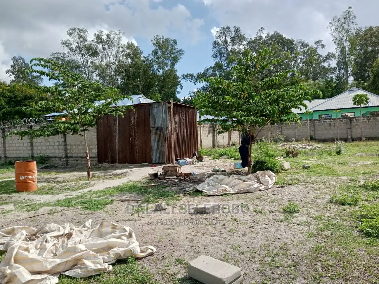 Plot Ukonga Inafaa Kujenga Go Down