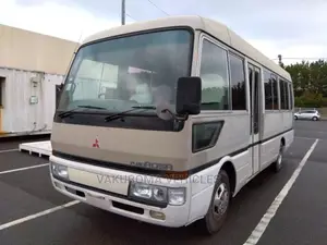 Mitsubishi Fuso Rosa 1997 Beige