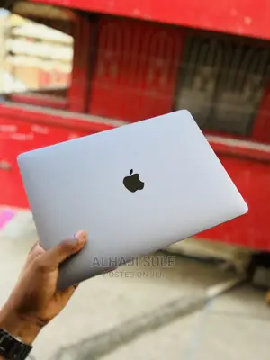 Laptop Apple MacBook Pro 2020 M1 8GB Apple M1 SSD 256GB