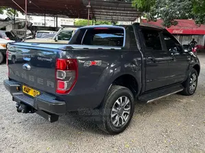 Ford Ranger 2019 Black
