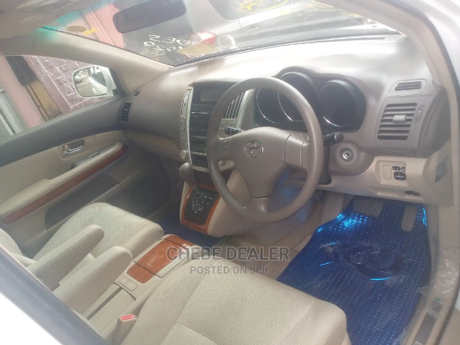 Toyota Alphard 2004 Silver
