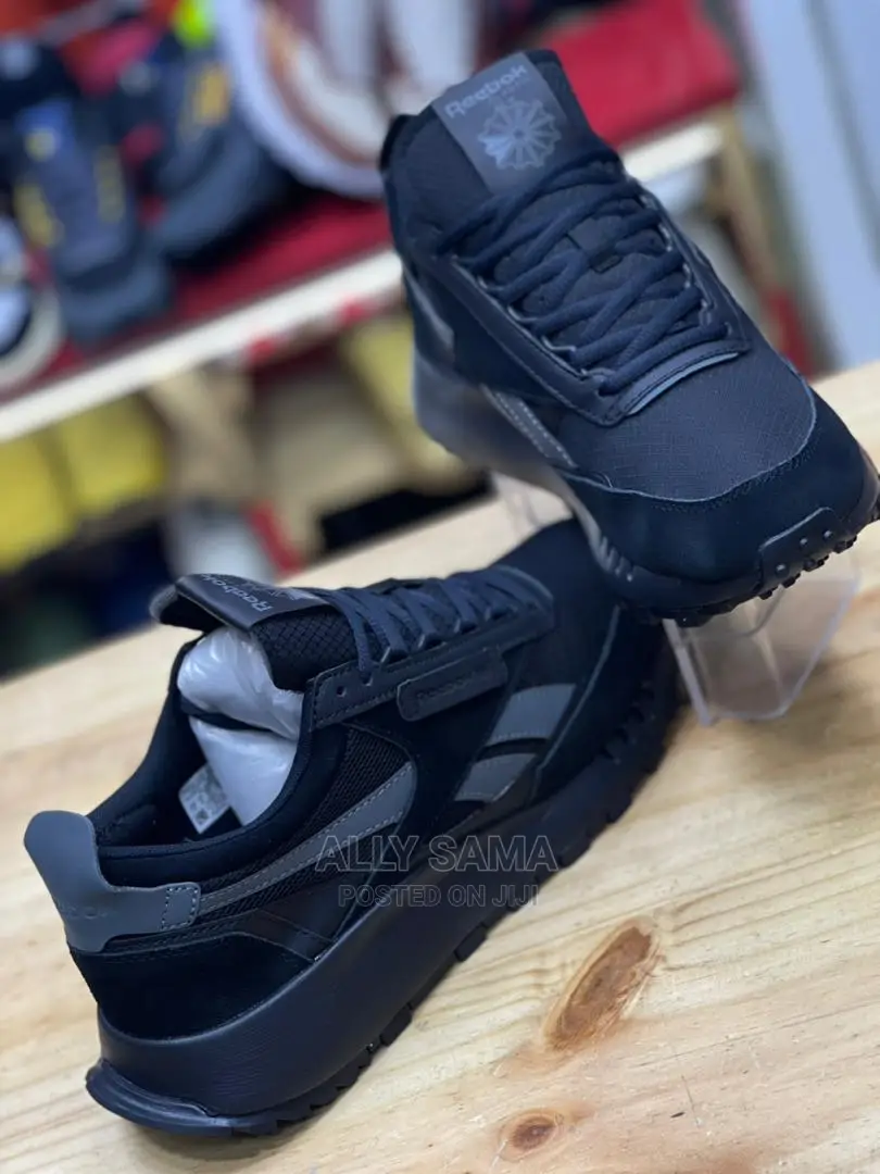 Reebok Black