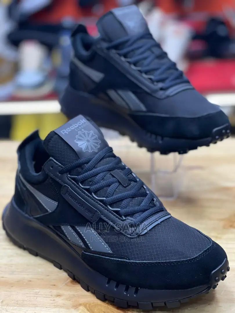 Reebok Black