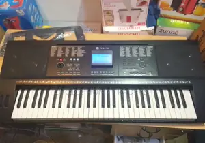 61 Keys Touch Sensitive Keybord(Kinanda Kikubwa K)