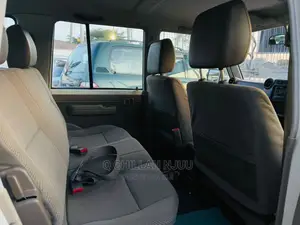 Toyota Land Cruiser 2007 White
