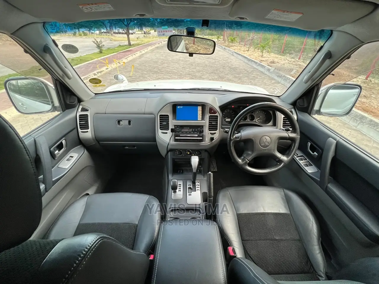 Mitsubishi Pajero 2005 White